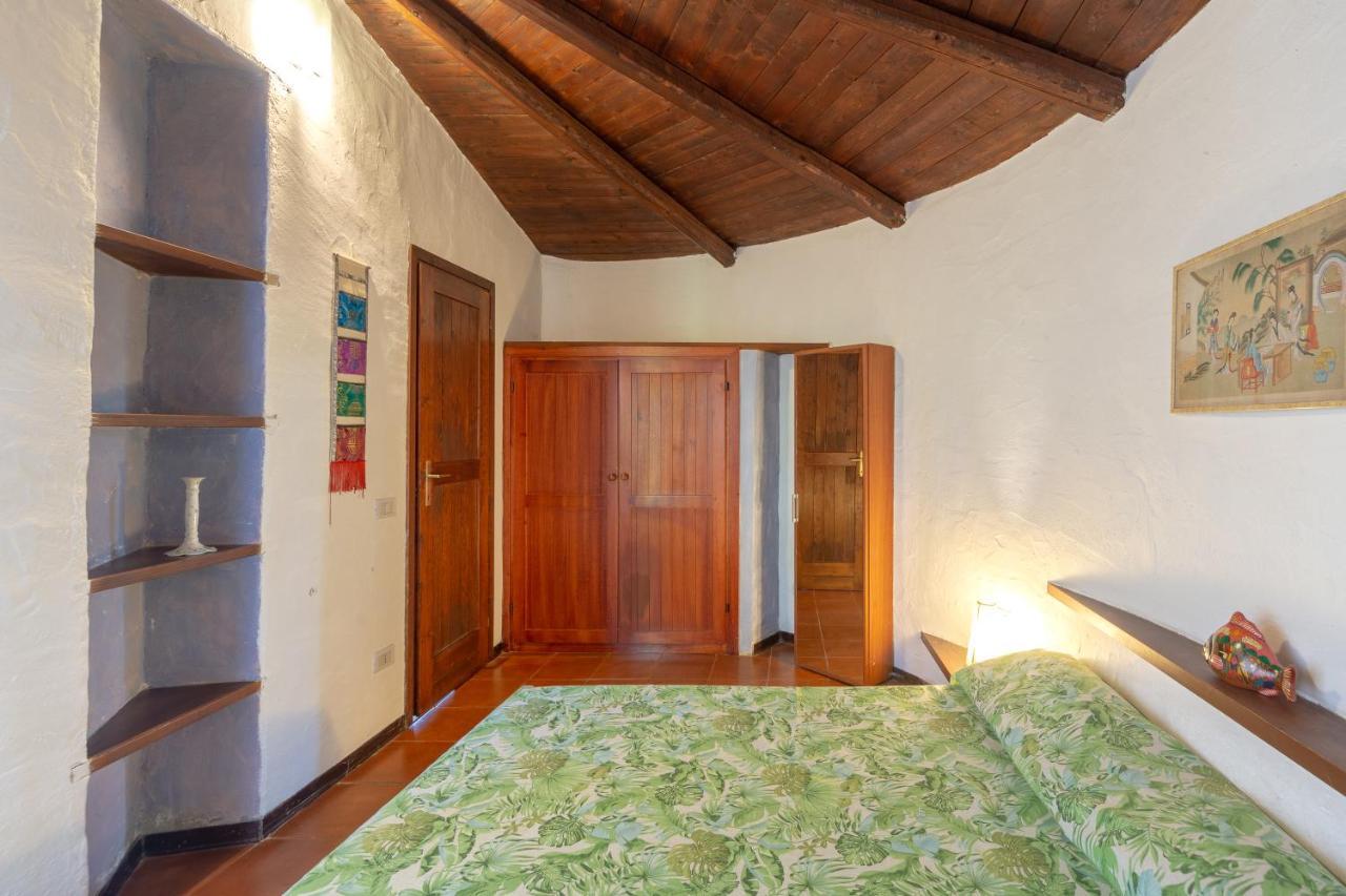 Casa Di Daniela Villa Golfo Aranci Luaran gambar